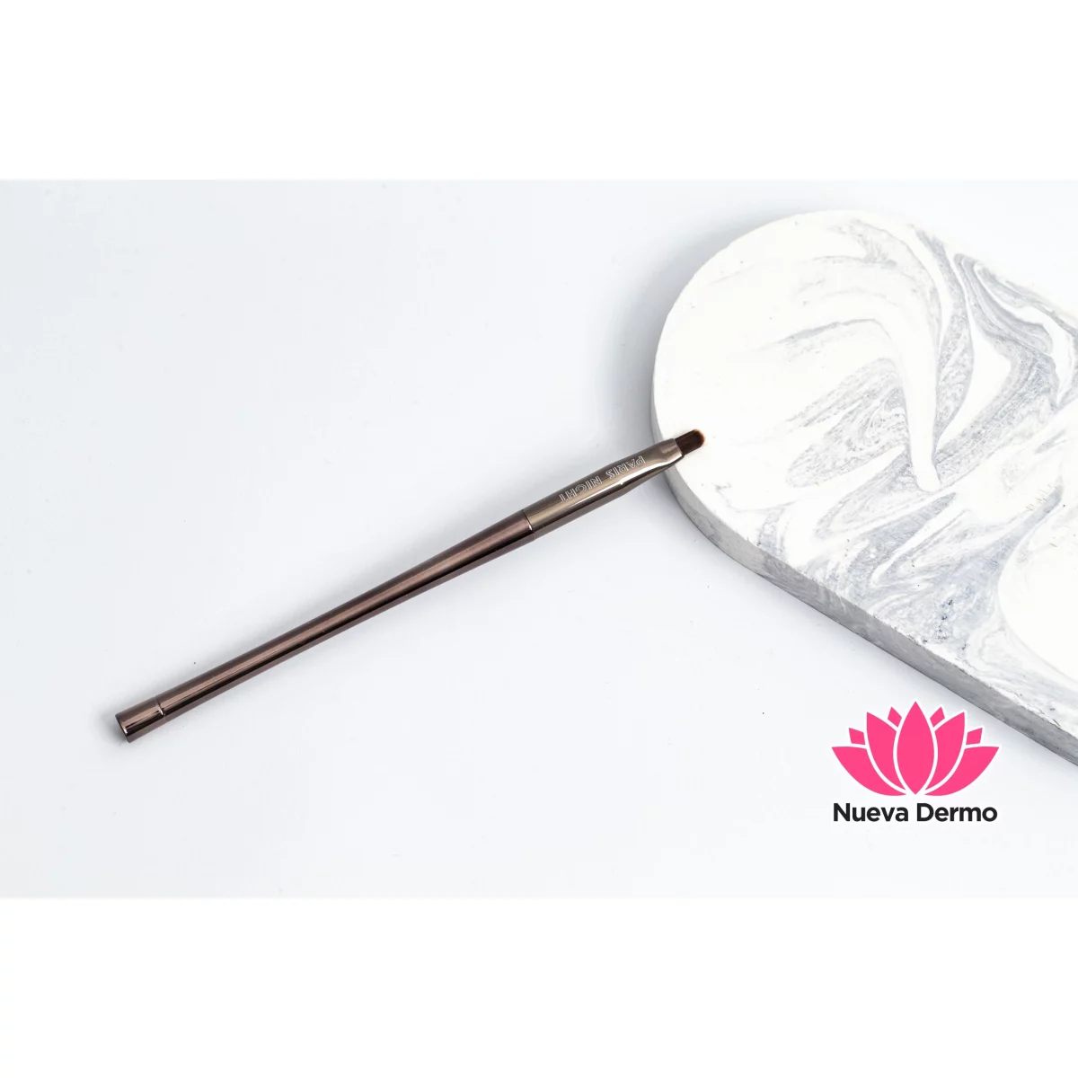 41013 BROCHA CINTURA PEQUENA LIP