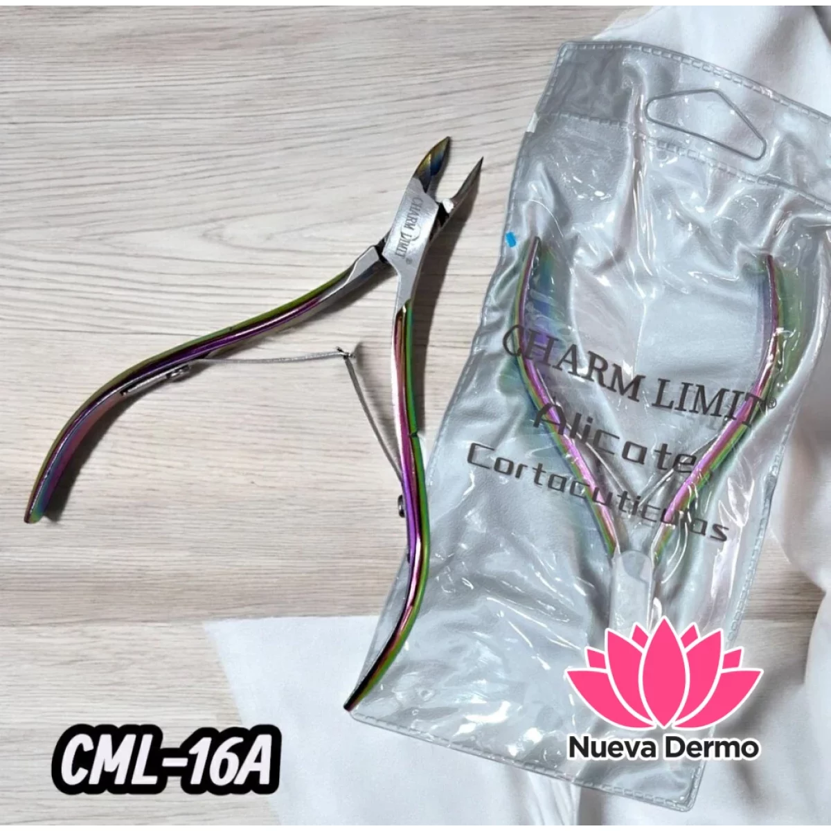ALICATE CORTA CUTICULAS TORNASOL CHARM LIMIT CD: CML-16A