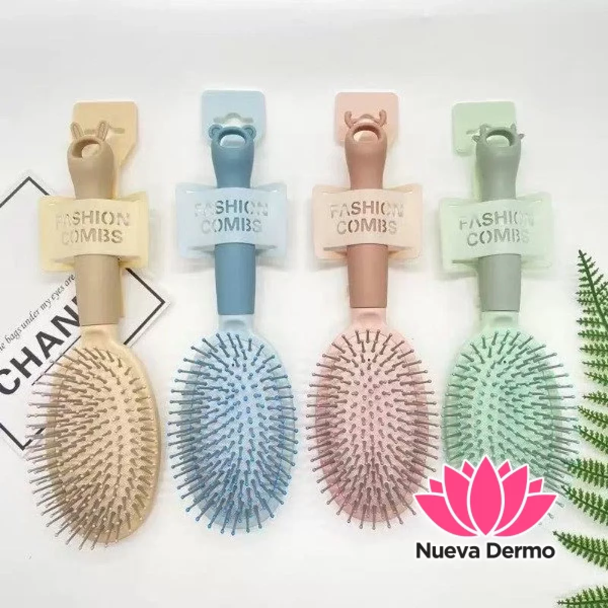 CEPILLO OVALADO DE COLOR PASTEL 4551 ASM03