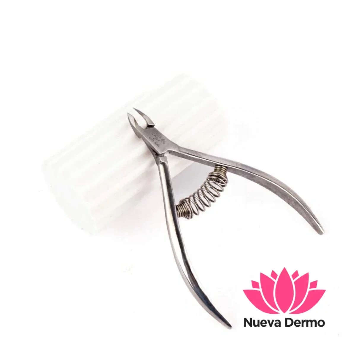 CG CORTA CUTICULAS 5MM CG-COR-114108/D-616 6930101141088