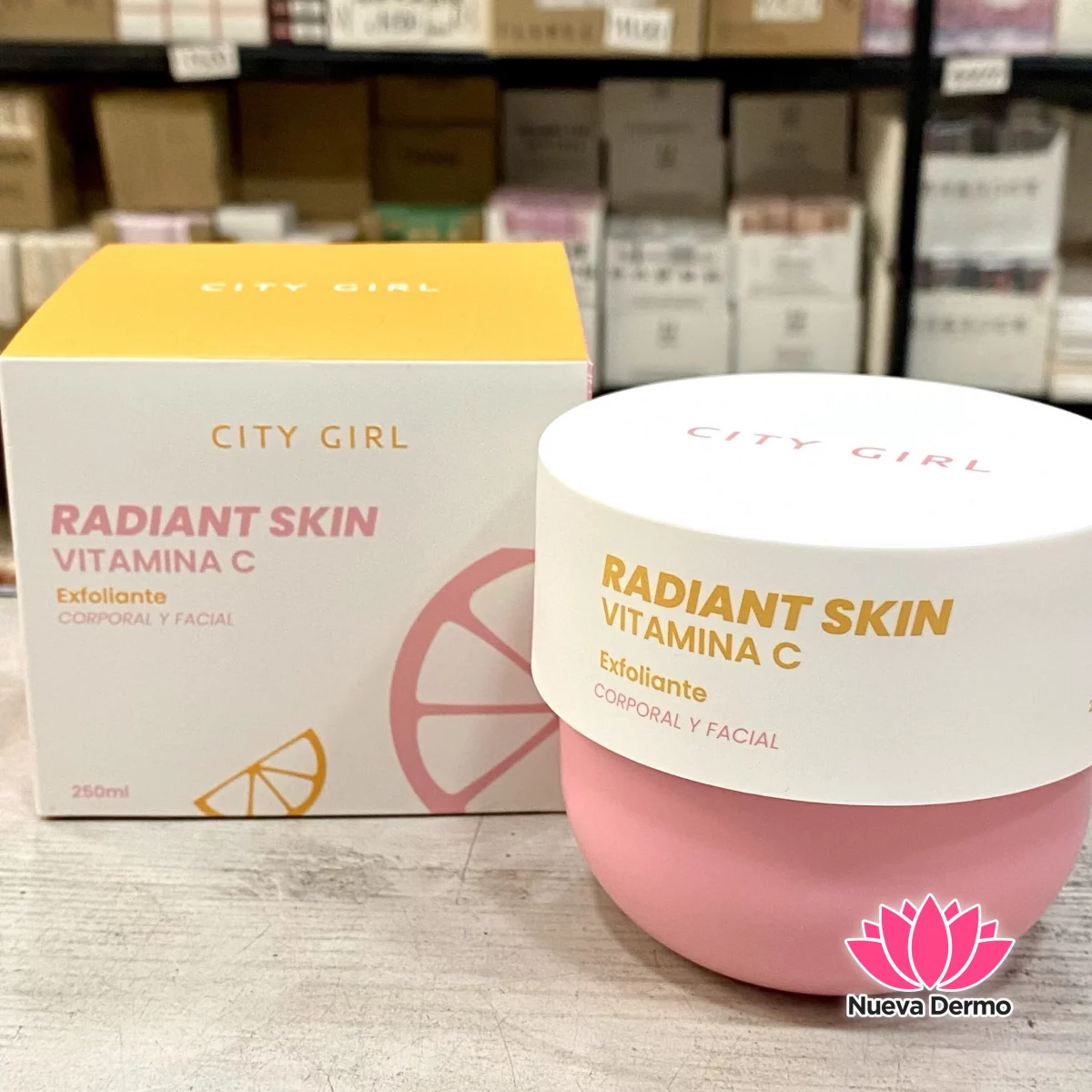 Crema exfoliadora facial/ corporal con vitamina C 250ml City Girl