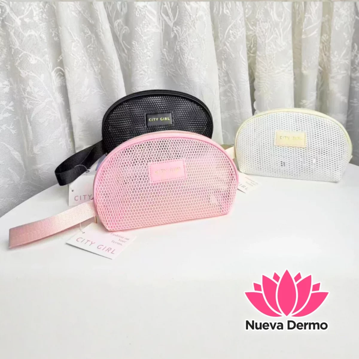 NECESER / PORTA COSMÉTICOS DE RED – CITY GIRL
