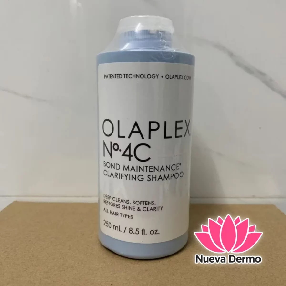 OLAPLEX BOND MAINTENANCE CLARIFYING SHAMPO 250ML-4C