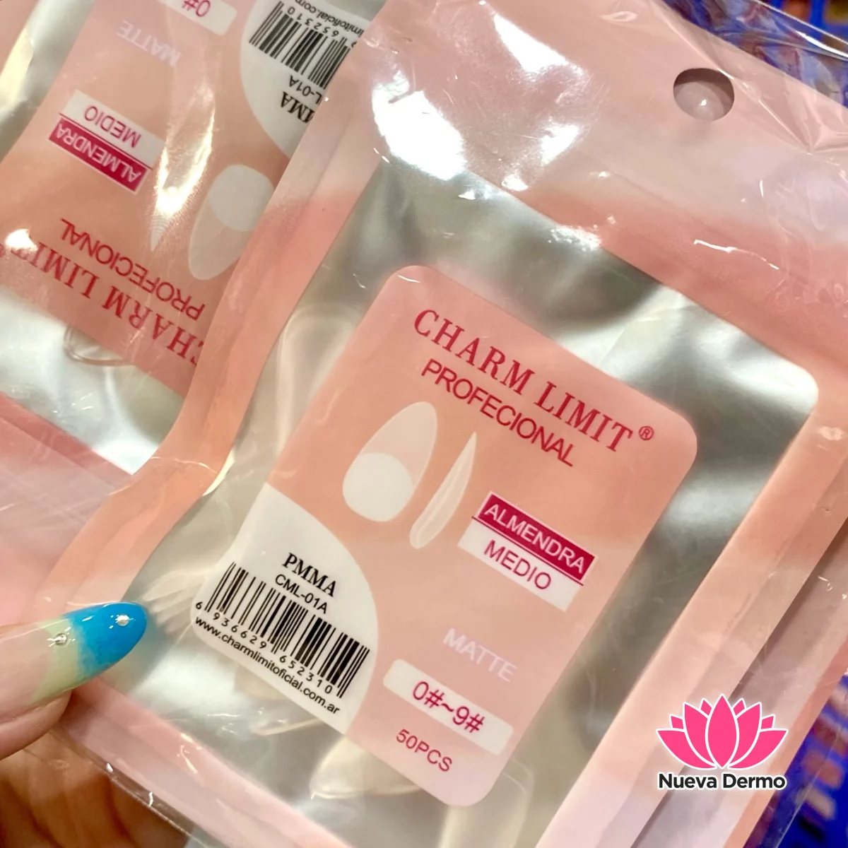 Pack x10 tips fraccionadas bolsitas de 50pc Charm limit almendras prelimadas