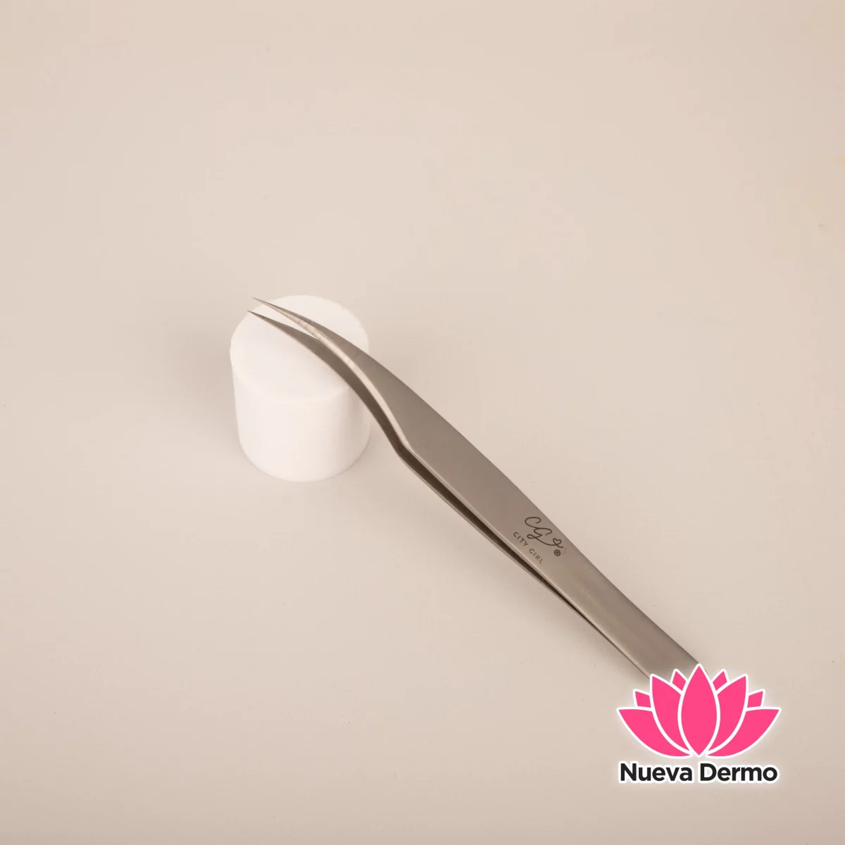 Pinza Delfin para Pestañas City Girl