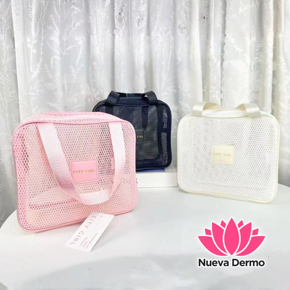 PORTA COSMETICOS RED CUADRADO – CITY GIRL