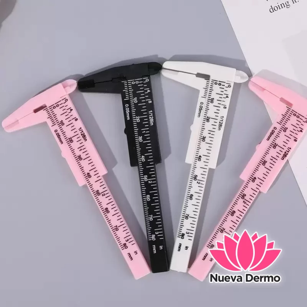Regla Calibre Plástico 8CM