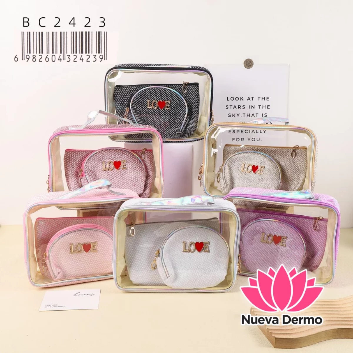 Set de Neceser Dúo Transparente con Monedero “Love” y Textura Rayada BC2423/24239