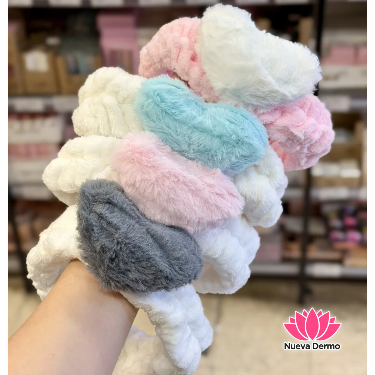 Vincha Turbante de corazones para skincare